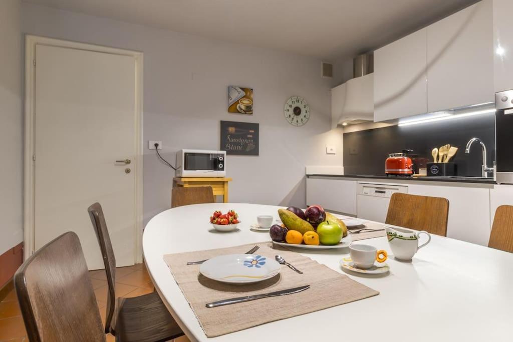 דירות ורונה Residenza Angels @Piazzadelleerbe מראה חיצוני תמונה