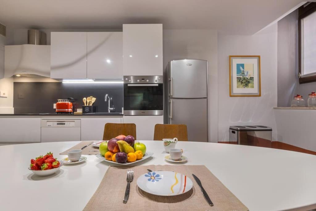 דירות ורונה Residenza Angels @Piazzadelleerbe מראה חיצוני תמונה