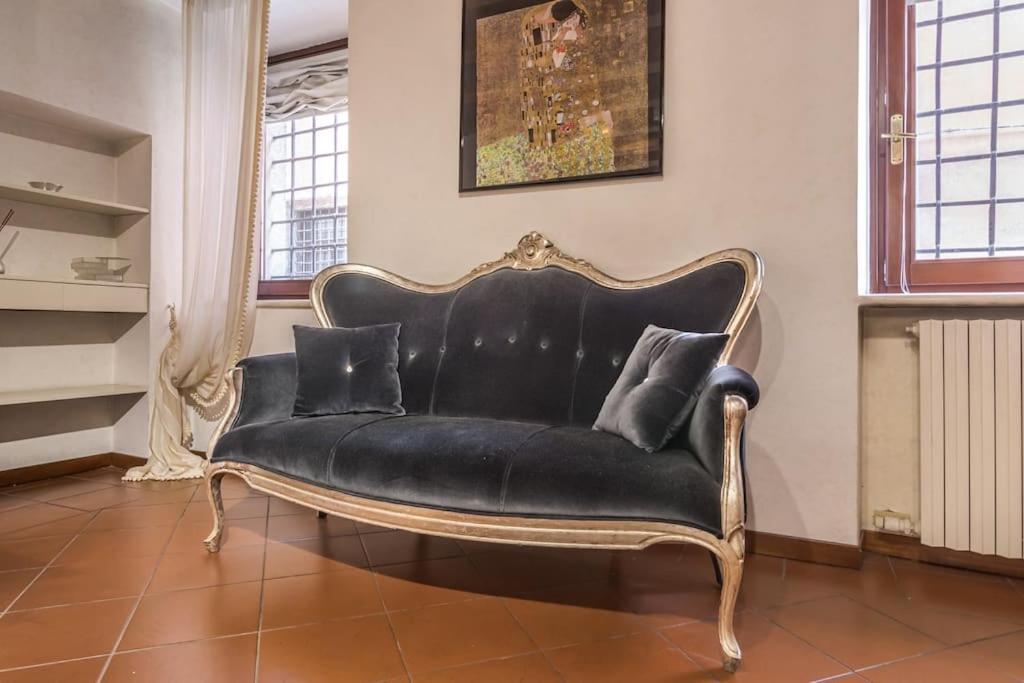 דירות ורונה Residenza Angels @Piazzadelleerbe מראה חיצוני תמונה